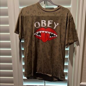 Obey Olive Graphic Tee with Red Lips Design